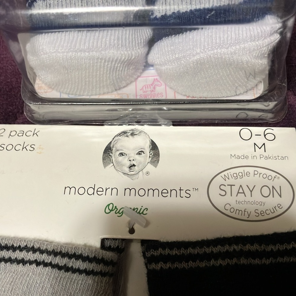 👣Gerber Socks👣 - Picture 3 of 3